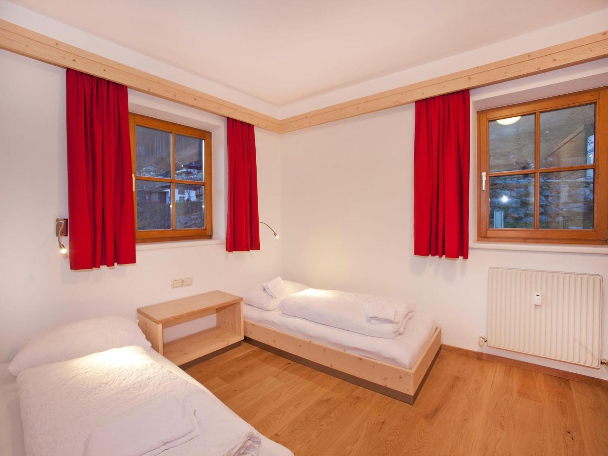 Apartment In Wald Im Pinzgau With Swimming Pool And Views מראה חיצוני תמונה