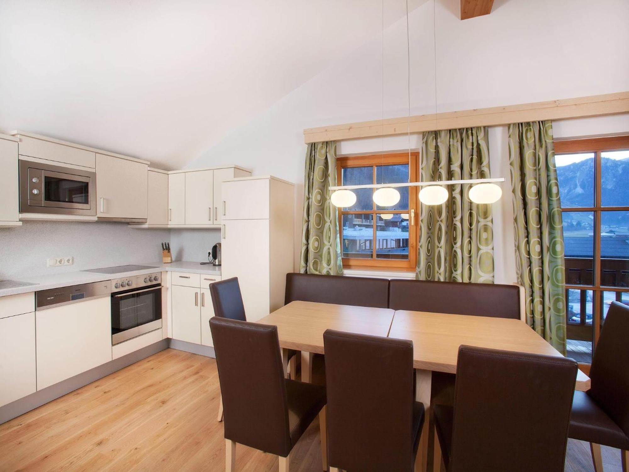 Apartment In Wald Im Pinzgau With Swimming Pool And Views מראה חיצוני תמונה
