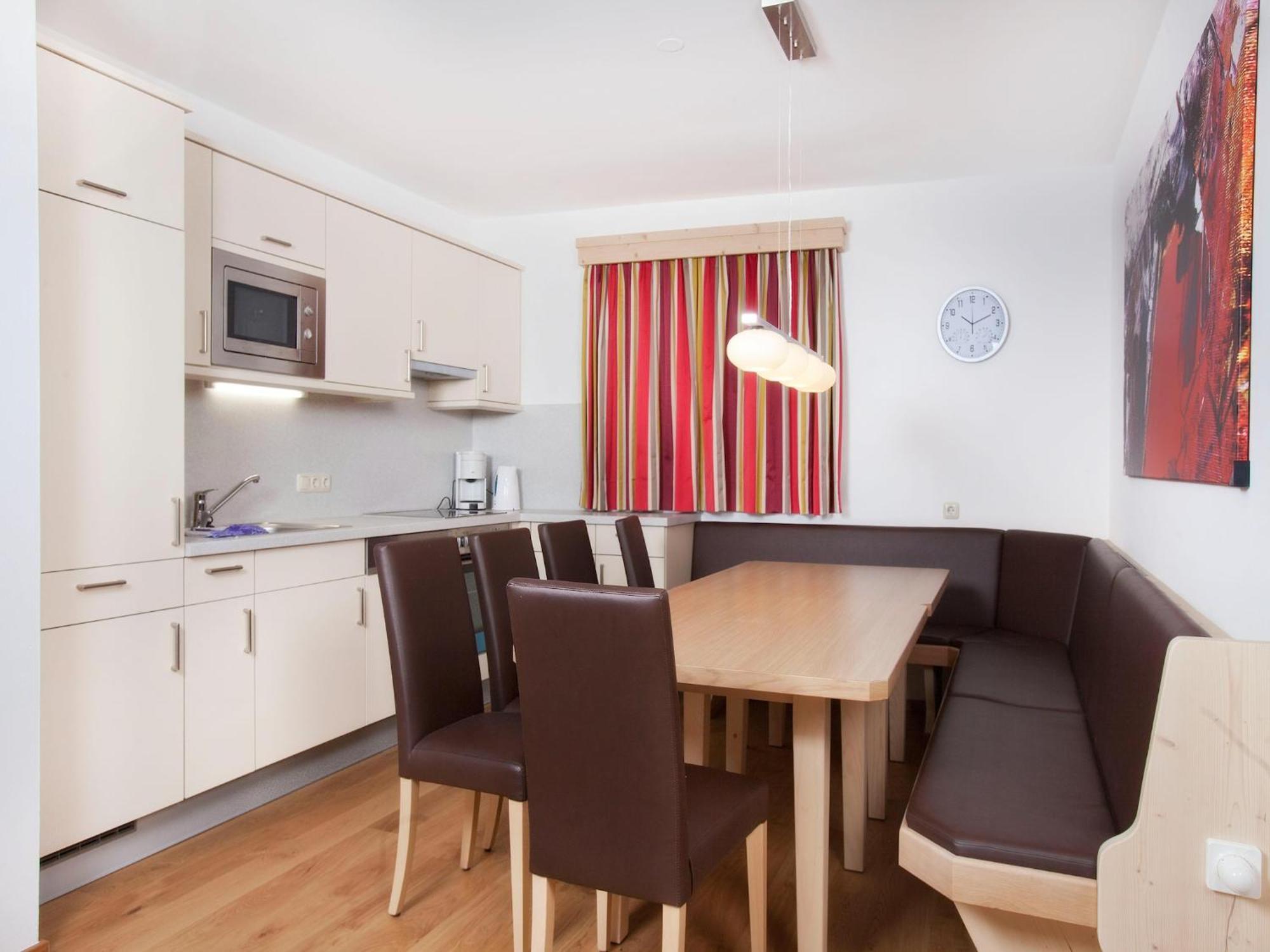 Apartment In Wald Im Pinzgau With Swimming Pool And Views מראה חיצוני תמונה
